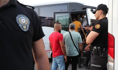 More than 900 irregular migrants held in Türkiye