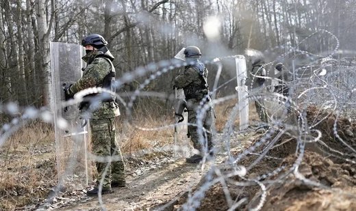 Poland detains Russian army defector on Belarus border