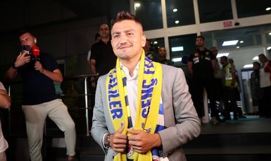 Turkish winger Cengiz Ünder joins Fenerbahçe from Olympique Marseille