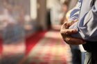 Namaz nasıl kılınır? Namaz insanın ahlaki gelişimine nasıl katkı sağlar? Sabah, öğle, ikindi, akşam ve yatsı namazı kılınışı nasıldır?