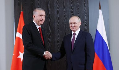 Türkiye a ‘reliable route’ for gas deliveries from Russia: Putin