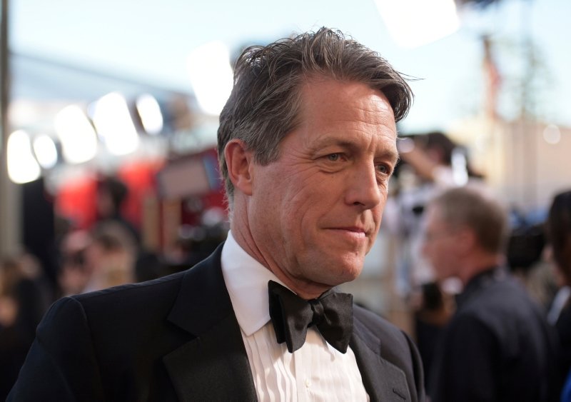 HUGH GRANT’DEN MESAJ VAR