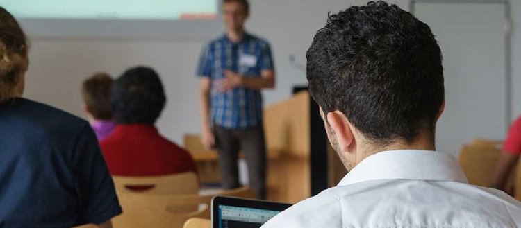 Öğretmenlere ’dijital iletişim eğitimi’ daveti