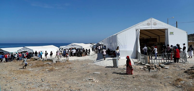 GREECE RECORDS FIRST VIRUS DEATH IN MIGRANT CAMP