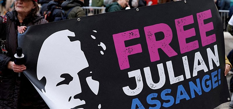 Julian Assange's wife denounces US diplomatic assurances, urges dropping prosecution of her husband