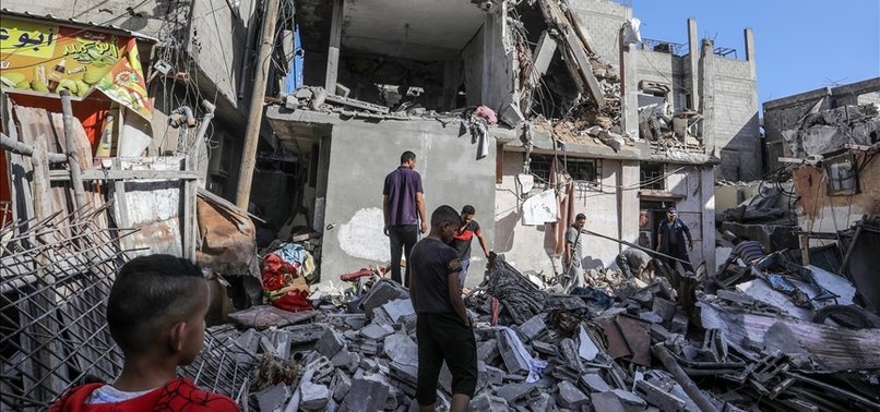 ISRAELI STRIKE KILLS 3 PALESTINIANS IN GAZA CITY