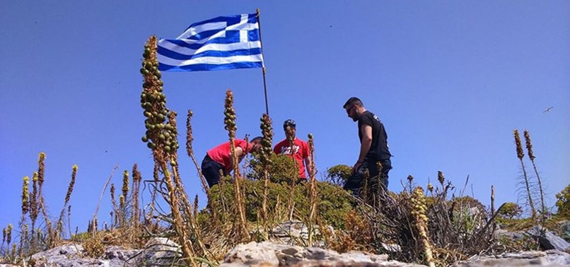 GREEK DEFENSE MINISTER CRITICIZES ATTEMPT TO PLANT FLAG ON ISLET OFF TURKEY