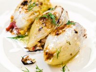 Karabuğdaylı Soğan Dolması