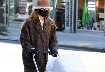 Gigi Hadid New Yorkda Yeni Bir Stil Anıyla Kameralardan Kendini Gizleyemedi