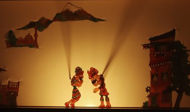 Popular shadow play 'Karagöz and Hacivat' includes Sufi elements on understanding of being and universe
