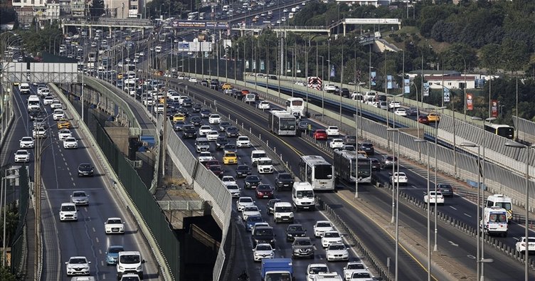 Eylülde 196 bini aşkın taşıt trafiğe kaydedildi