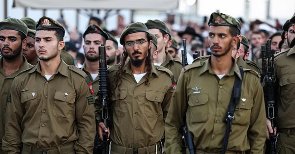 وزير الدفاع الإسرائيلي السابق يقول إن الجنود يعانون من الكوابيس، والاقتصاد في حالة انهيار - أنيوز