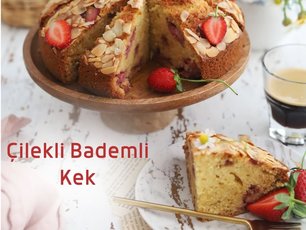 Çilekli Bademli Kek