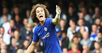 Chelsea's David Luiz sent off in Arsenal stalemate