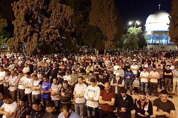 Mescid-i Aksa’da buruk teravih