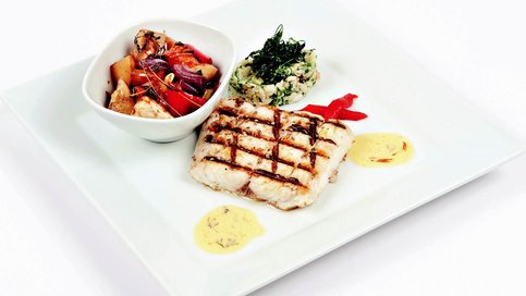 Taze Baharatlı Deniz Levreği, Ispanaklı Risotto ile