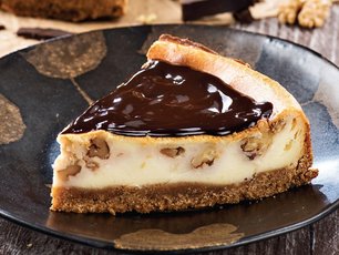 Çikolatalı ve Cevizli Cheesecake