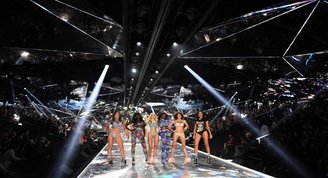 Victorias Secret Fashion Show 2018