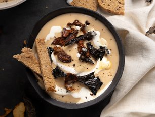 Porçini ve Sarıkız Mantarlı Çorba