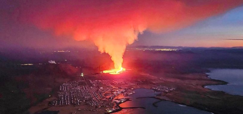 ICELAND VOLCANO RECEDES AFTER BLACK DAY OF TOWN FIRES