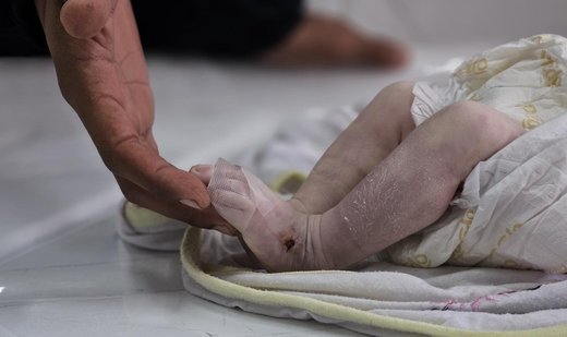 27-day-old baby dies from cold in Gaza