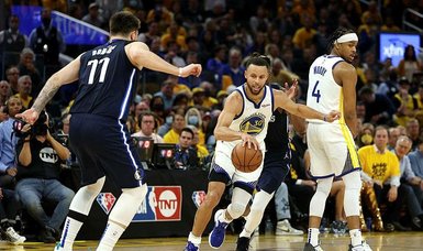 Golden State Warriors rally to defeat Dallas Mavericks, take 2-0 series lead in Western Conference finals