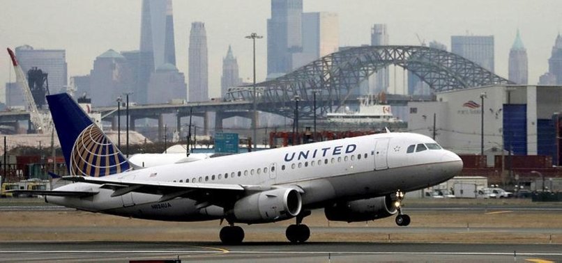 UNITED AIRLINES FINED $1.9 MILLION FOR U.S. TARMAC DELAYS