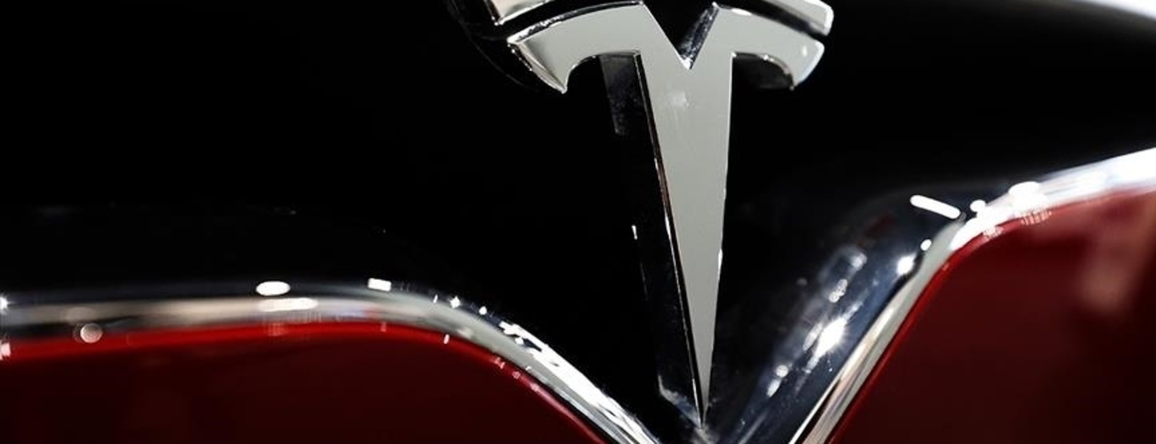 Tesla 125 bin 227 aracını geri çağıracak