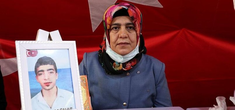 KURDISH MOTHERS CONTINUE ANTI-PKK SIT-IN PROTEST IN DIYARBAKIR