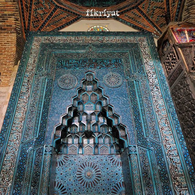 En büyük ahşap direkli cami