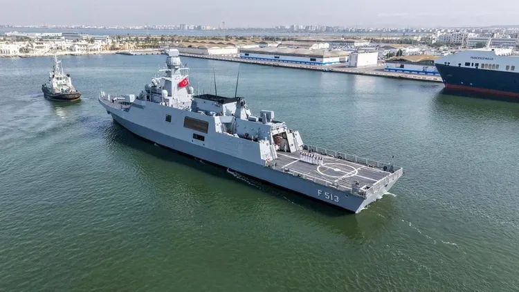 Turkish warship TCG Burgazada visits Tunisia port