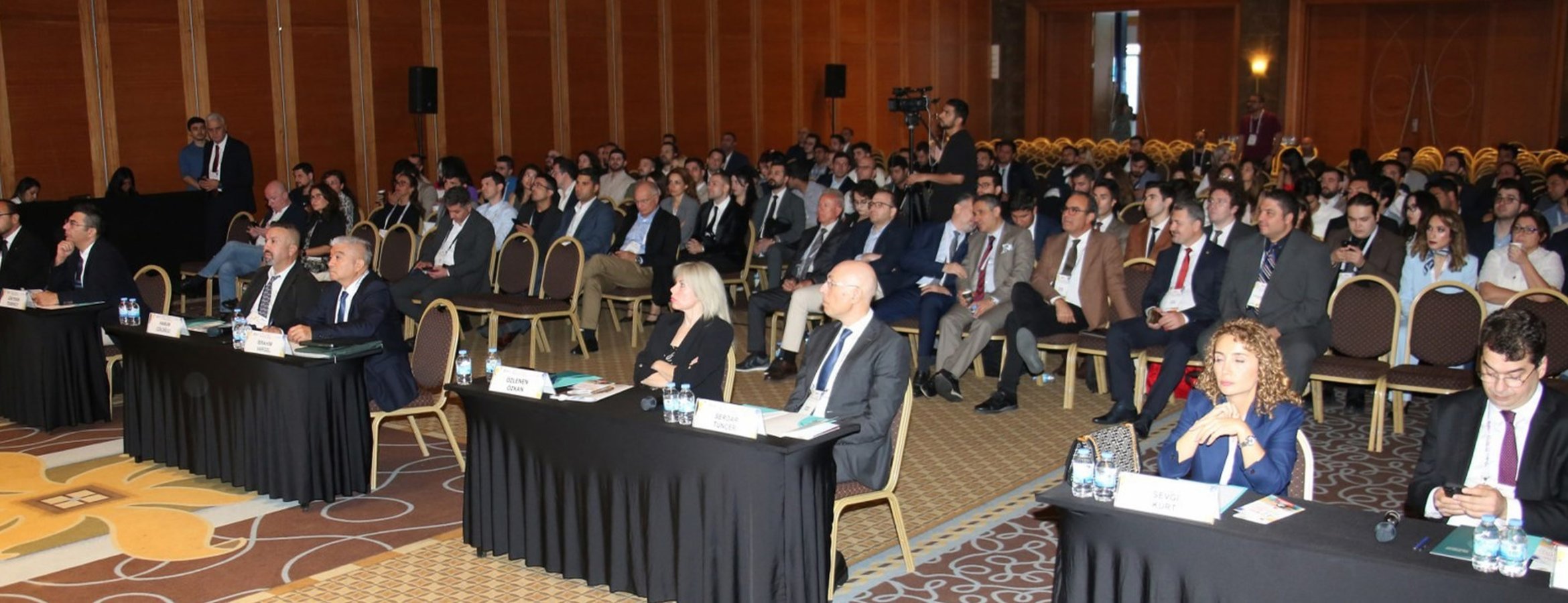 Plastik rekonstrüktif ve estetik cerrahları Antalya’da buluştu