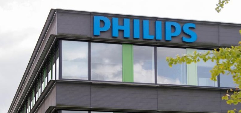 PHILIPS TO CUT 4,000 JOBS AS LOSSES DEEPEN