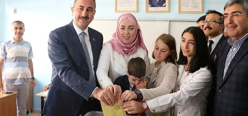TURKISH JUSTICE MINISTER SAYS VOTING CONTINUES SMOOTHLY