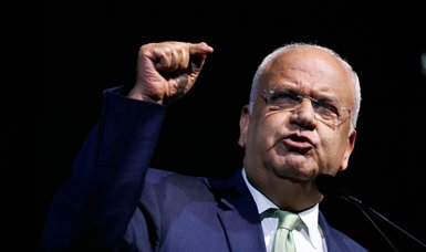 Palestinian official Erekat connected to heart-lung machine
