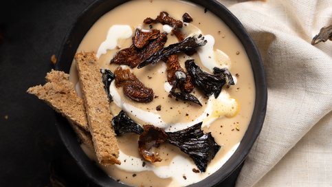 Porçini ve Sarıkız Mantarlı Çorba