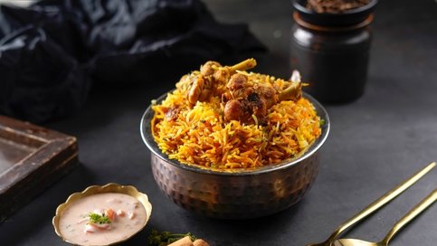 Tavuklu Biryani
