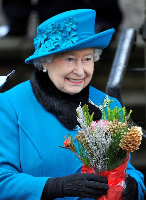 Kraliçe Elizabeth'in kürk kararı - HarpersBazaar