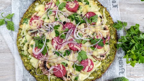 Avokadolu Brokoli Pizzası