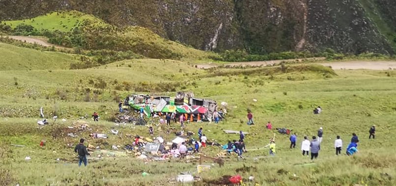 AT LEAST 20 PEOPLE KILLED IN PERU BUS ACCIDENT