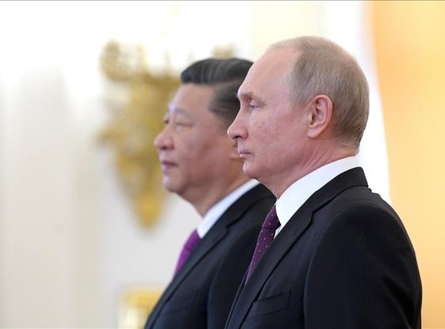 Xi, Putin hold talks in Beijing