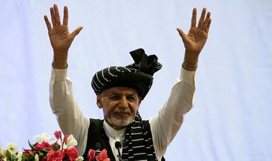 Afghan president vows to only transfer power through election