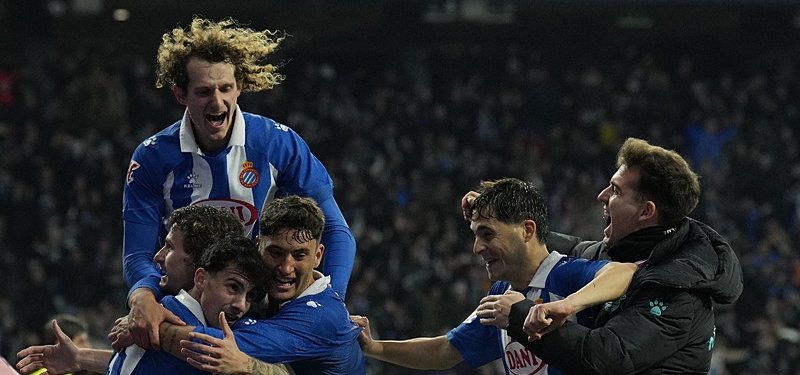 Real Madrid fall at Espanyol as Atletico cut Liga gap