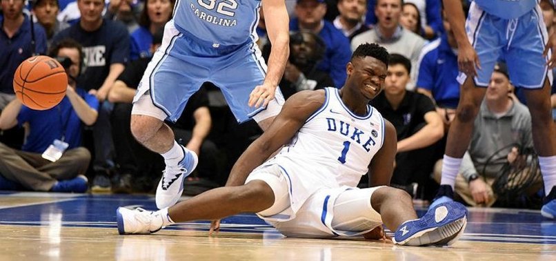 NIKE SHOE BLOWOUT BLAMED FOR COLLEGE BASKETBALL STARS INJURY