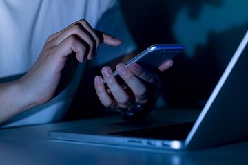 Telefonsuz kalma korkusu: Nomofobi