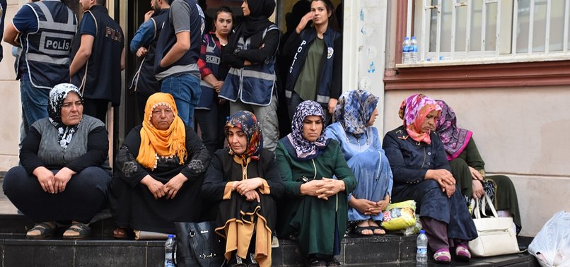 KURDISH MOTHERS WEATHER THE STORM TO CONTINUE SIT-IN PROTEST