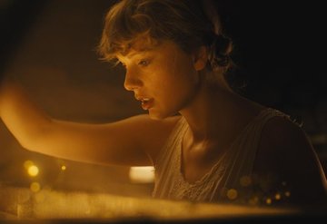 Taylor Swift’ten sürpriz albüm: Folklore
