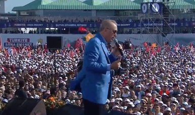 Erdoğan delivers a speech to nearly 2 million Istanbulites