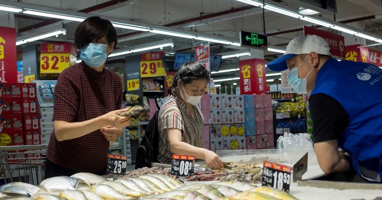Çin’de tüketici güveni 2,5 yılın dibinde