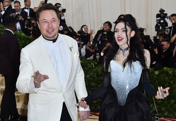 Elon Musktan oğluna şifre gibi isim!